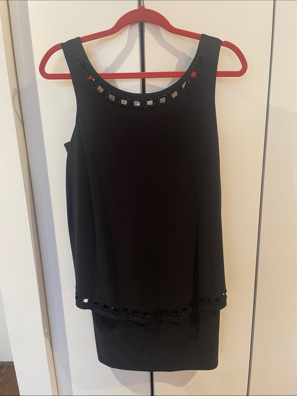 Laundry By Shelli Segal Black Beaded Sleeveless Mini Dress zipper back cocktail